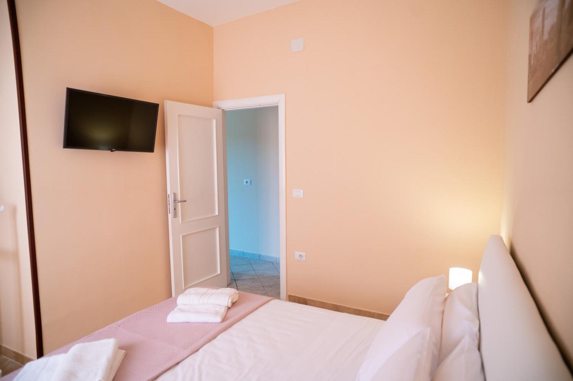 Capodichino Apartment 127-11 Napoli Esterno foto